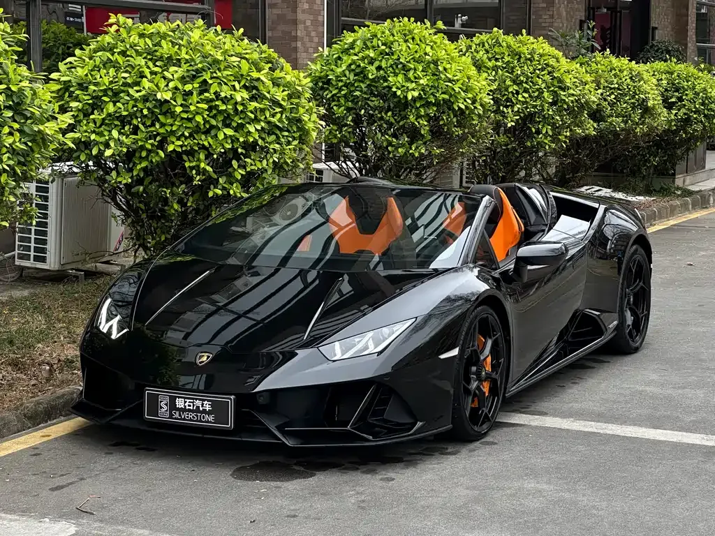Lamborghini Huracan — фото 1