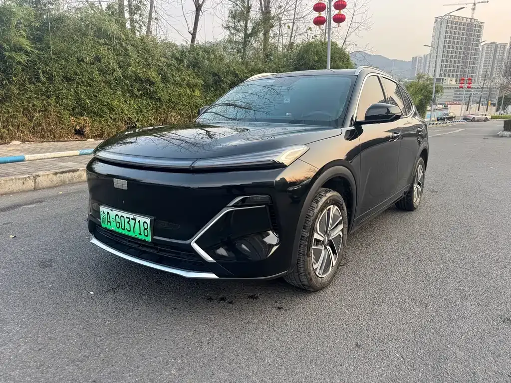 Geely 银河星舰7 — фото 1