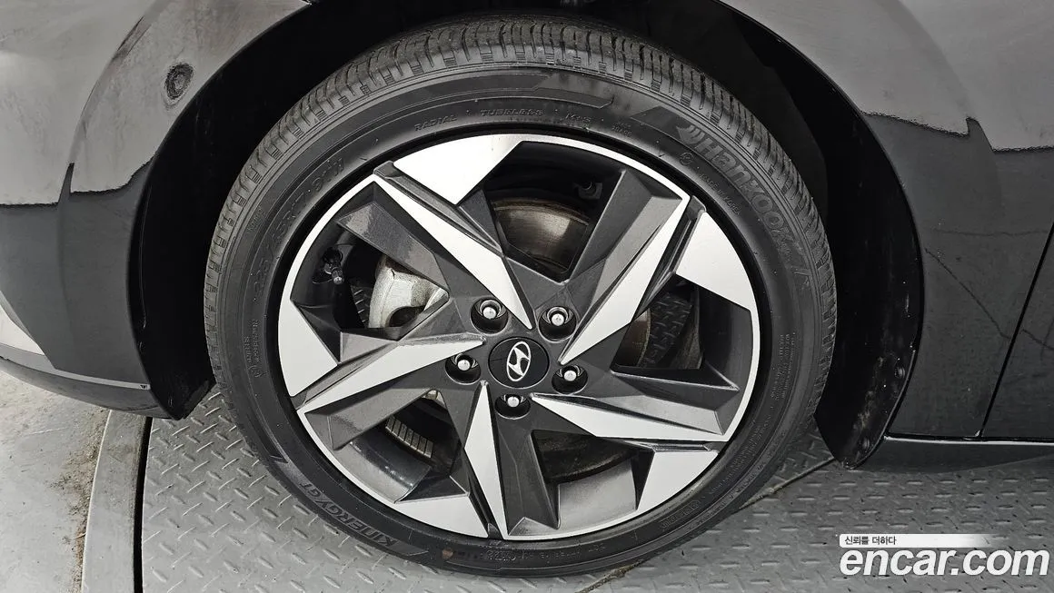 Hyundai AVANTE — фото 9