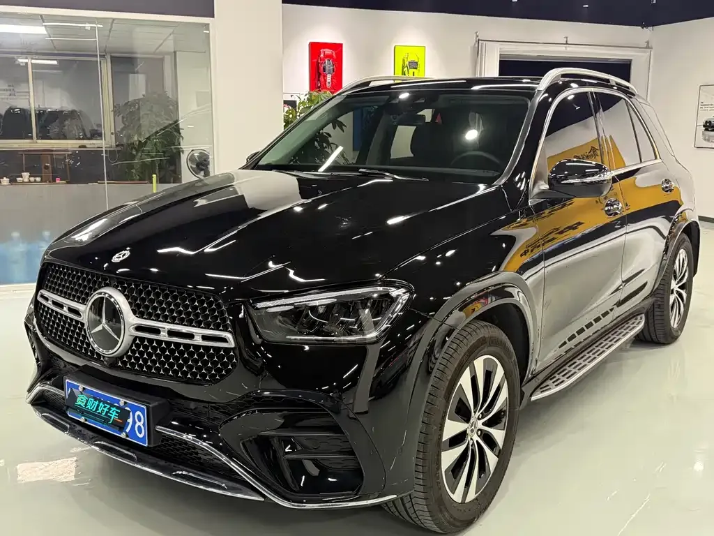 Mercedes-Benz GLE — фото 1