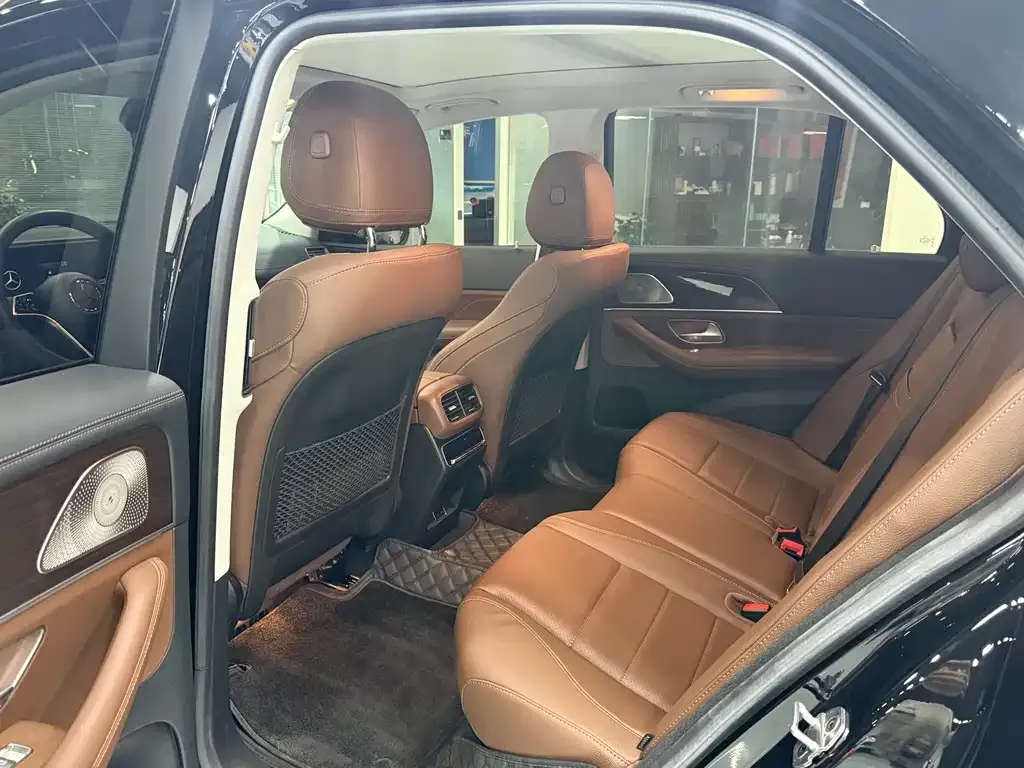 Mercedes-Benz GLE — фото 9