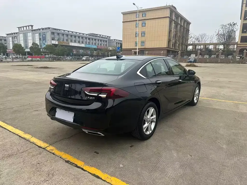 Buick Regal — фото 8