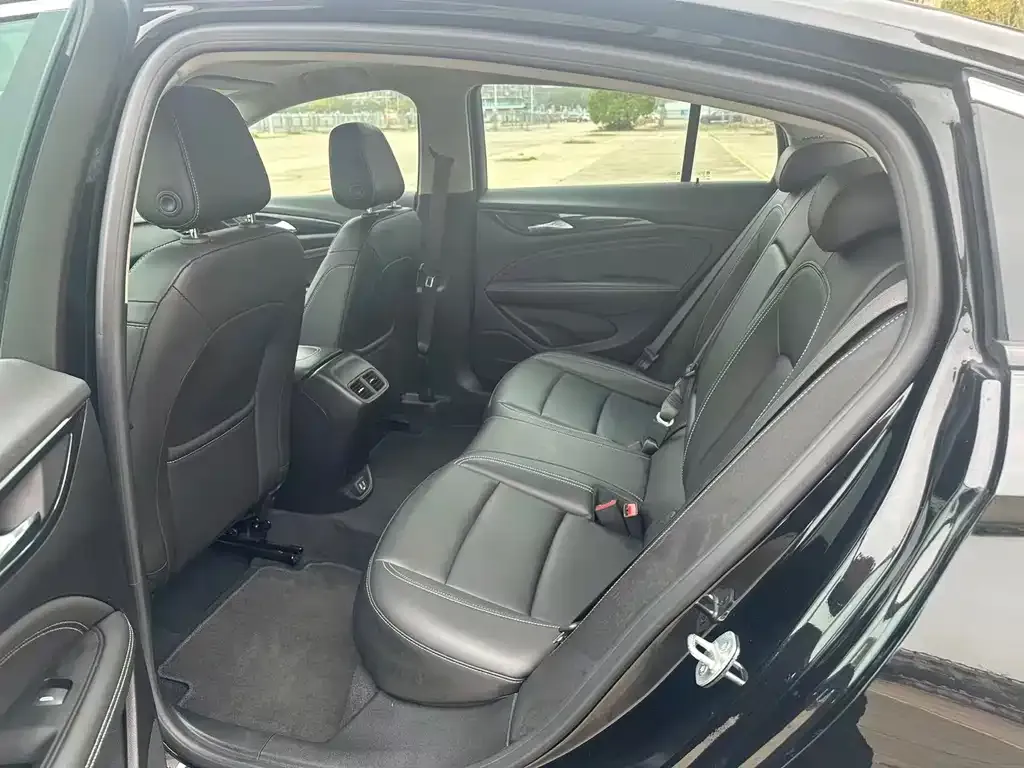 Buick Regal — фото 3