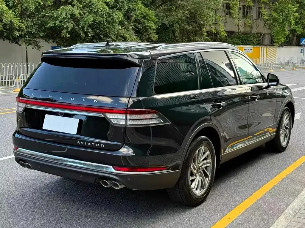 Lincoln Aviator — фото 3