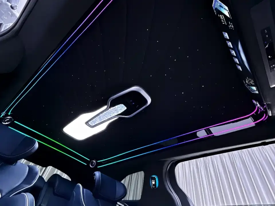 Toyota Granvia — фото 5