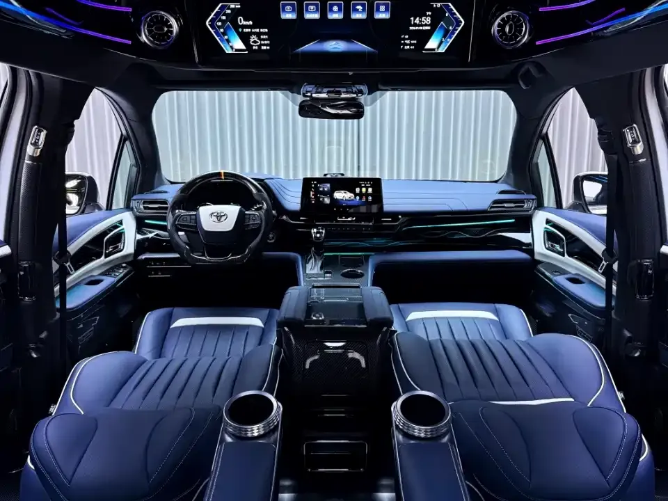 Toyota Granvia — фото 7