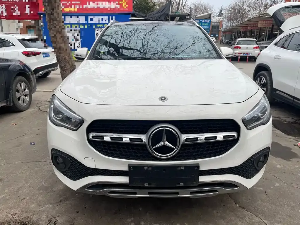 Mercedes-Benz GLA — фото 6
