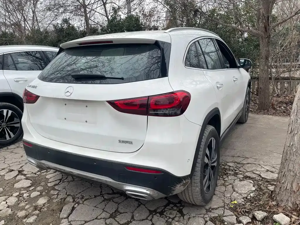 Mercedes-Benz GLA — фото 9
