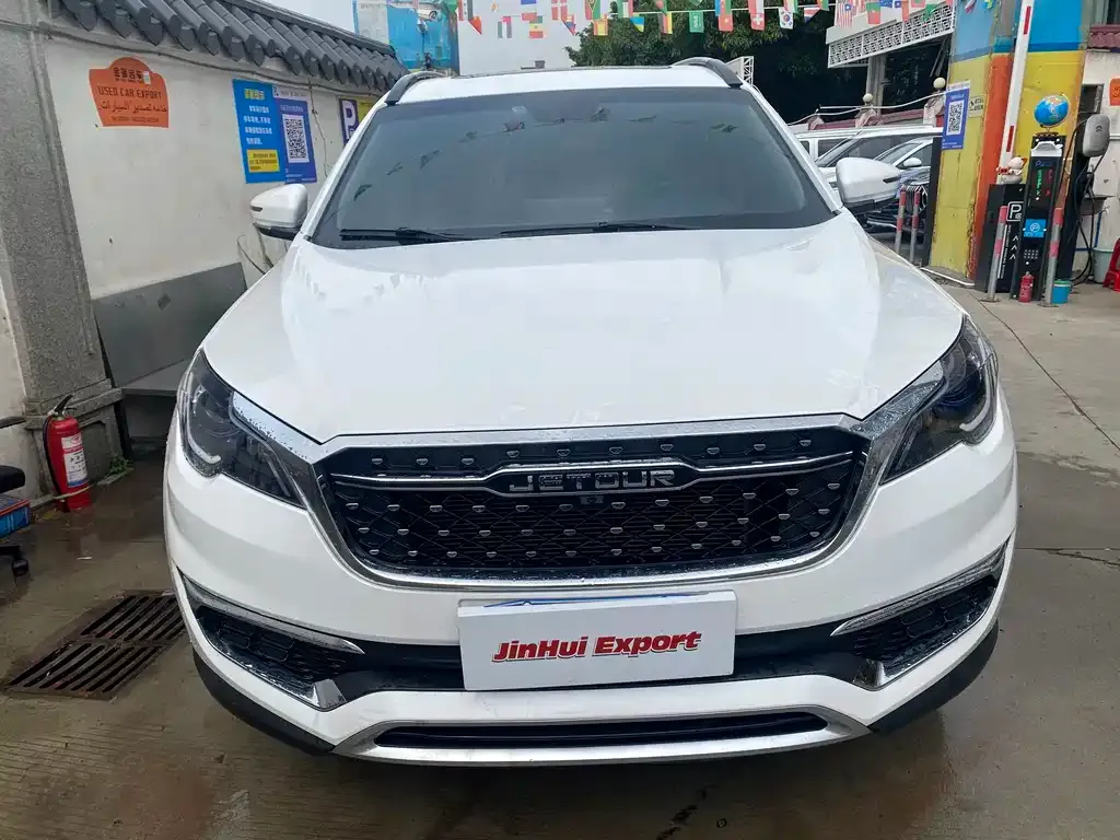 Jetour X70 — фото 7