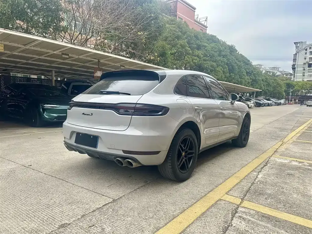 Porsche Macan — фото 8