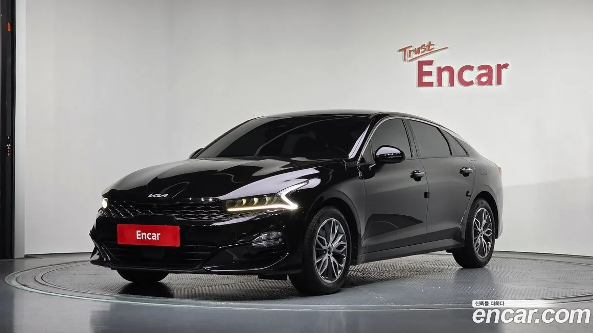Kia K5 — фото 1