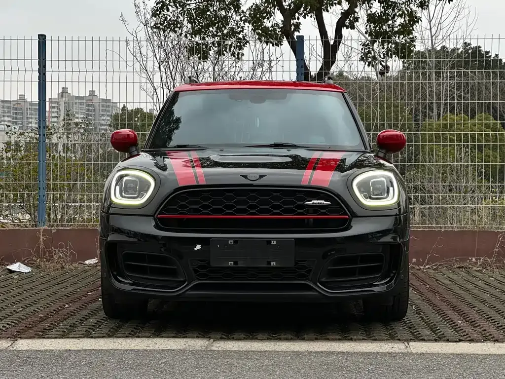 MINI Countryman JCW — фото 2