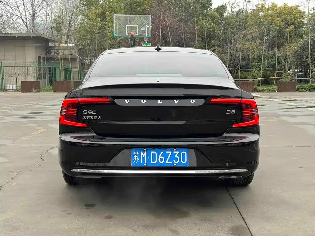Volvo S90 — фото 6
