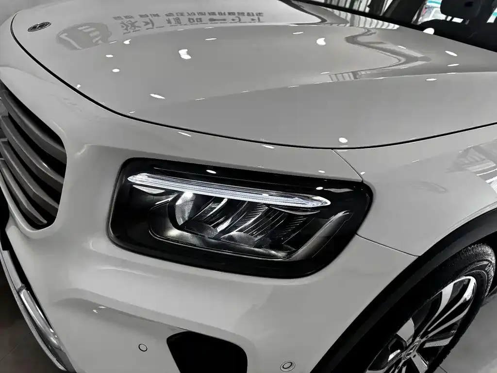 Mercedes-Benz GLB — фото 5