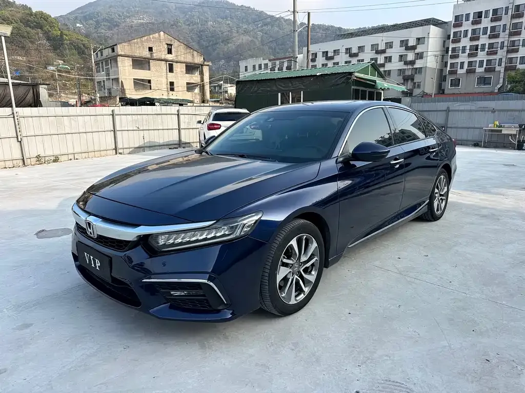Honda Inspire — фото 1