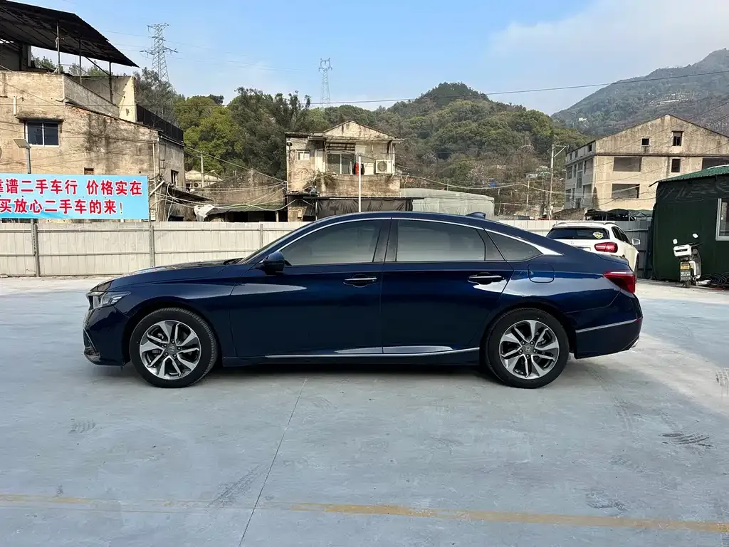 Honda Inspire — фото 2