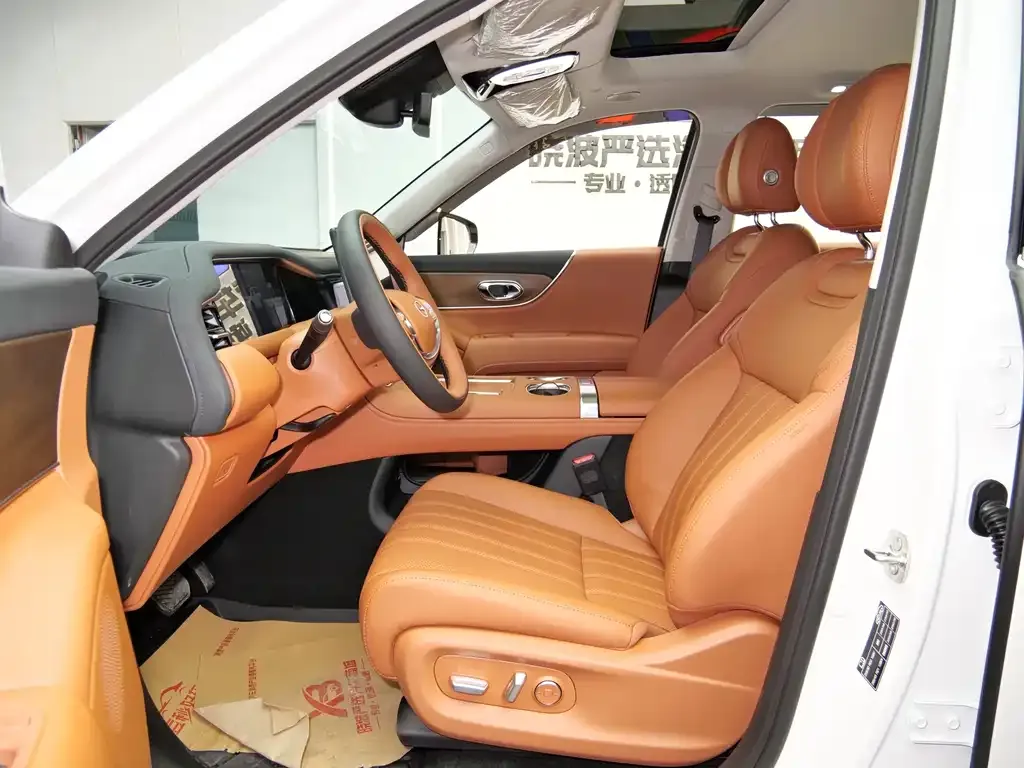 GAC Motor Trumpchi S9 — фото 10