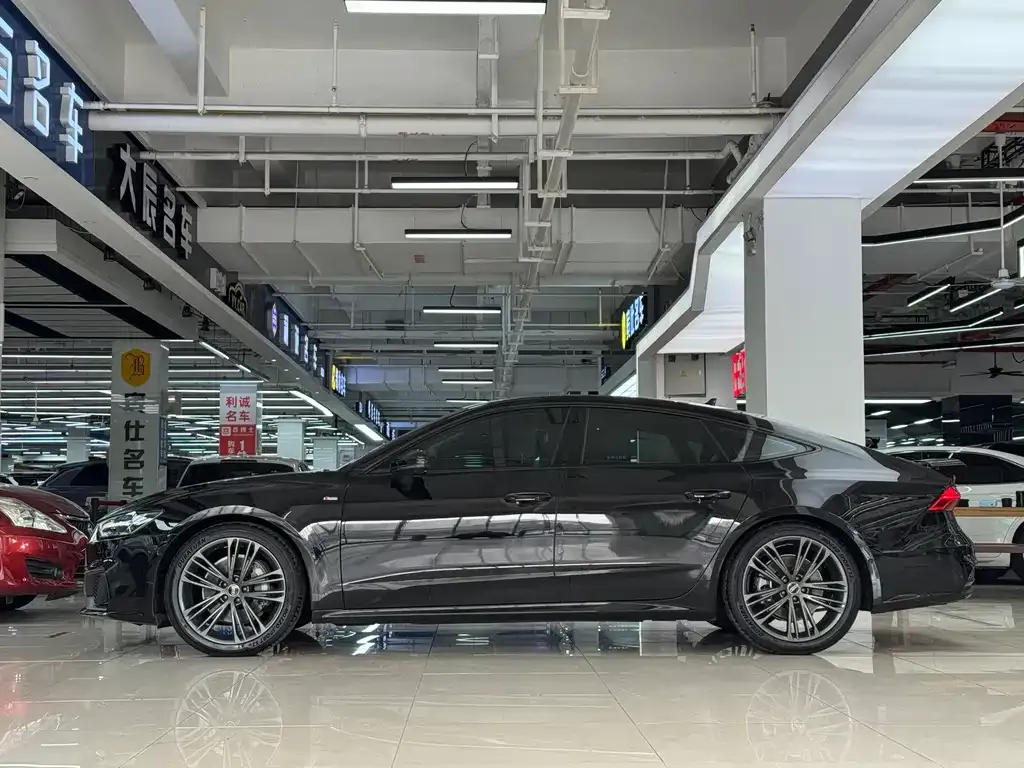 Audi A7 — фото 5
