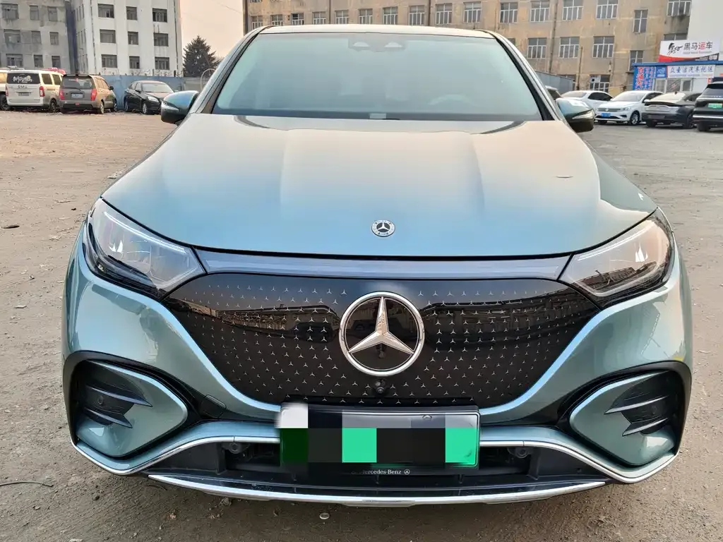 Mercedes-Benz EQE SUV — фото 9