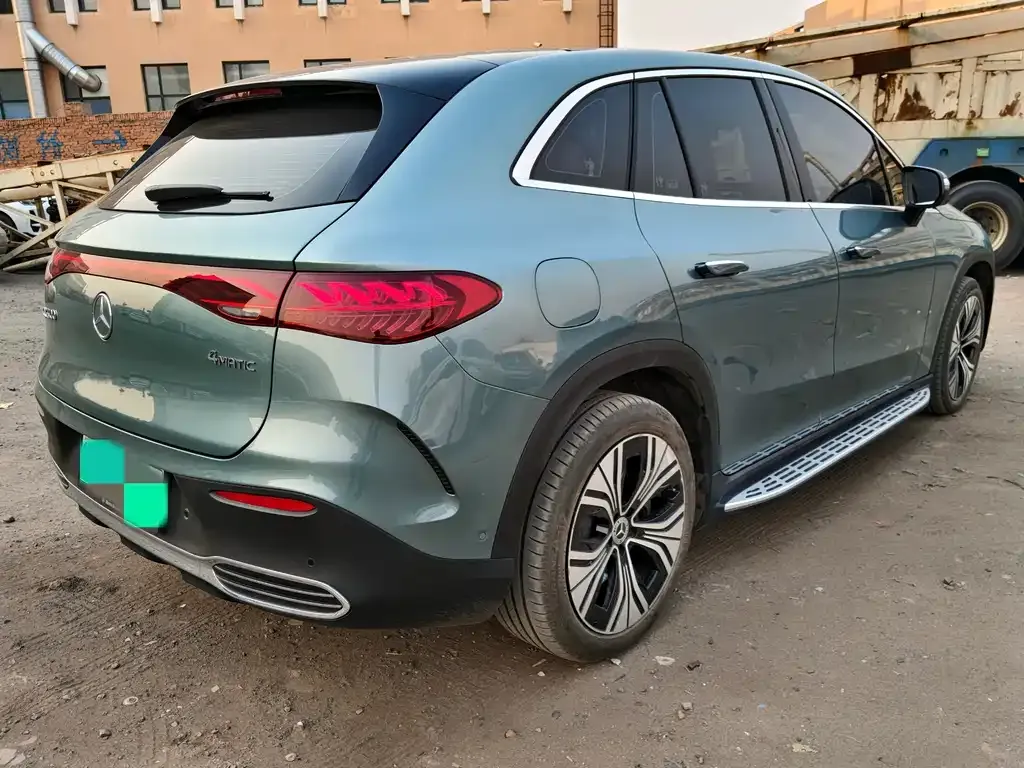 Mercedes-Benz EQE SUV — фото 2