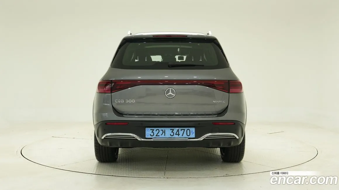 Mercedes-Benz EQB — фото 2
