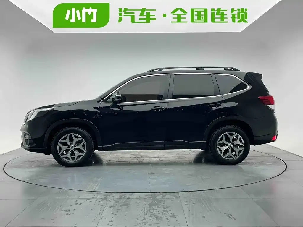 Subaru Forester — фото 10