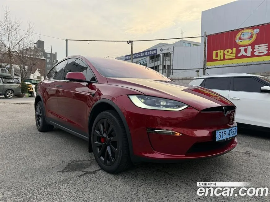 Tesla Model X — фото 4