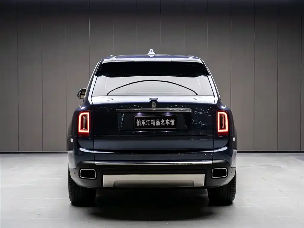 Rolls-Royce Cullinan — фото 6