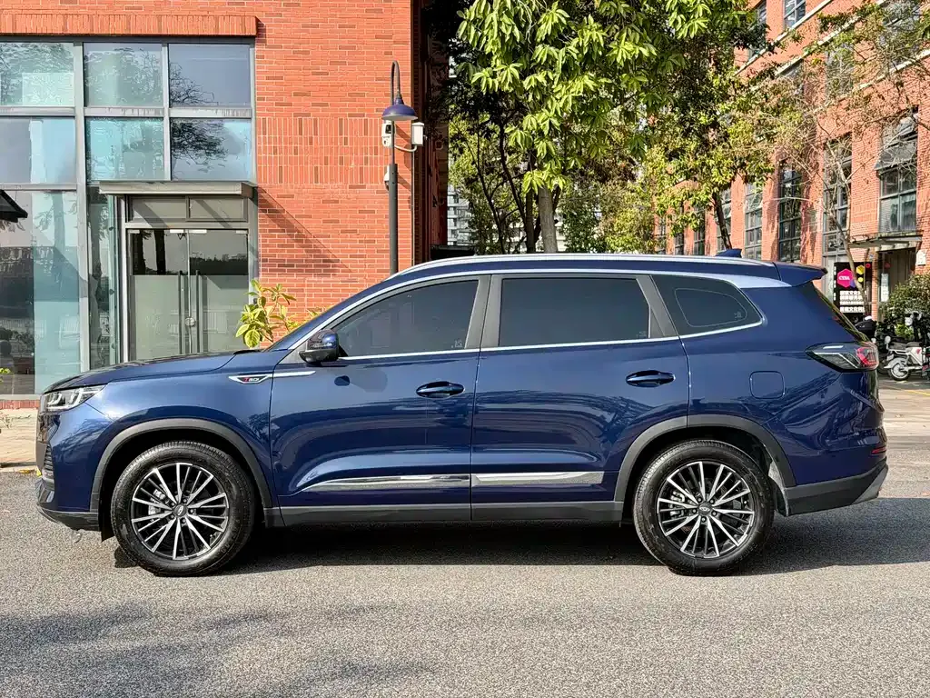 Chery Tiggo 8 PLUS — фото 7