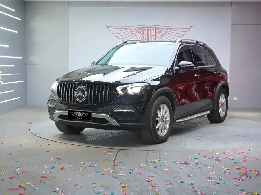 Mercedes-Benz GLE — фото 1
