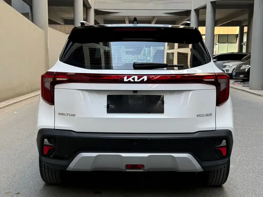 Kia Seltos — фото 4