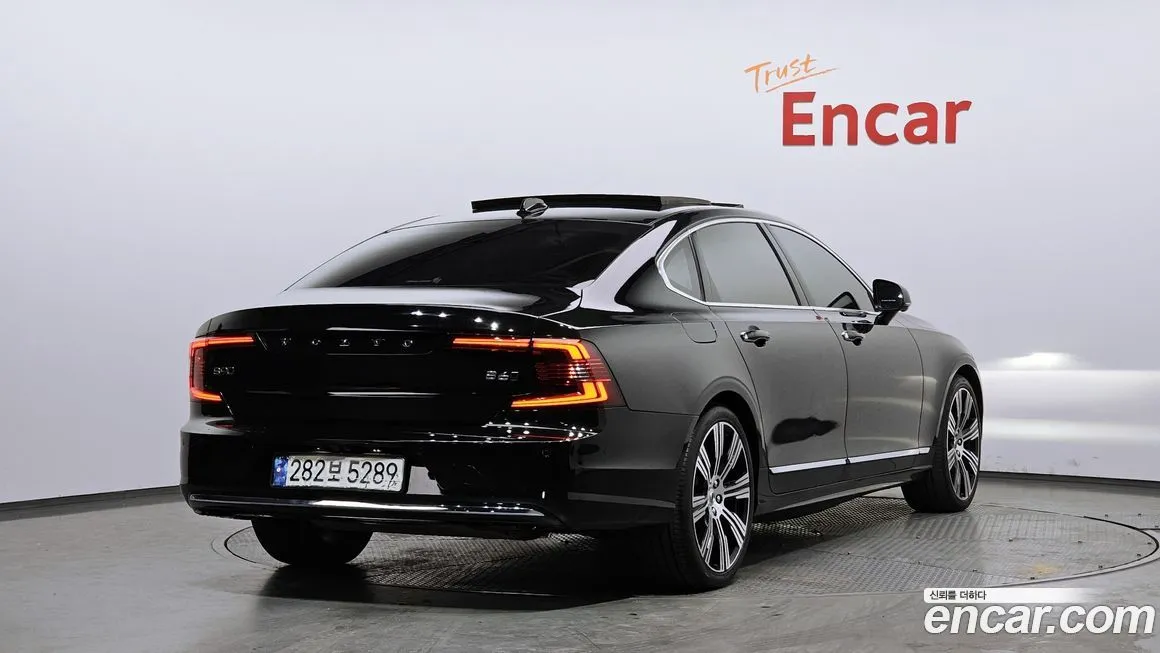 Volvo S90 — фото 2