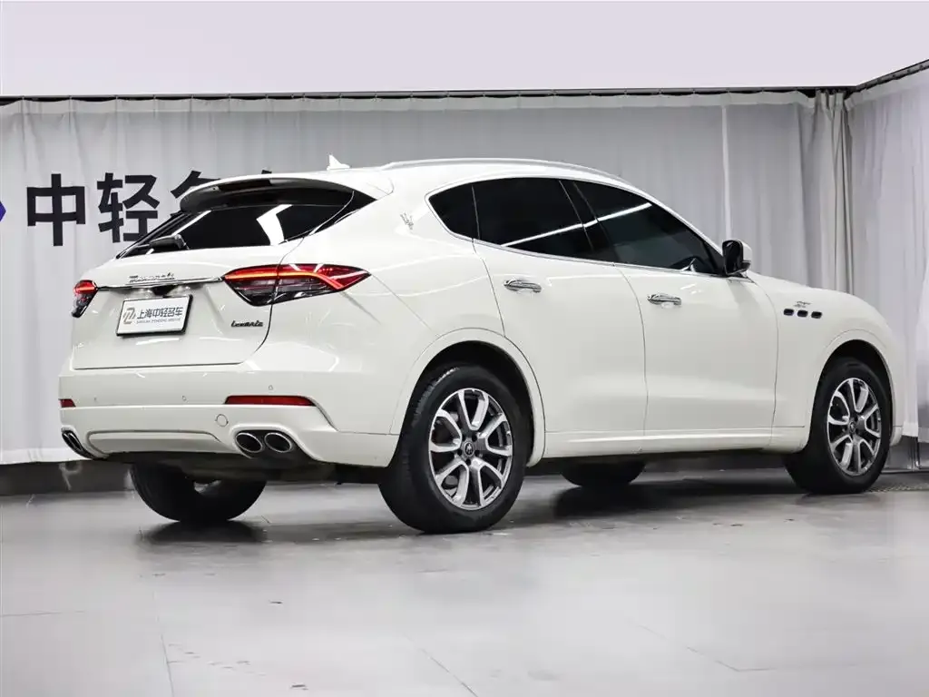 Maserati Levante — фото 8