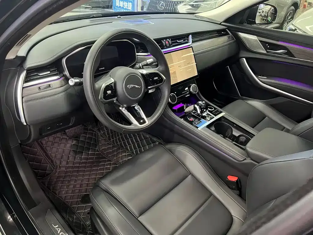 Jaguar XFL — фото 10