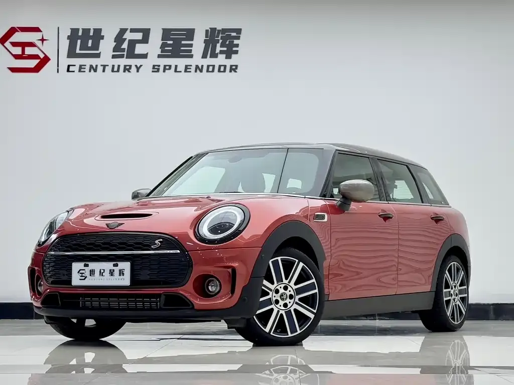 MINI Clubman — фото 1