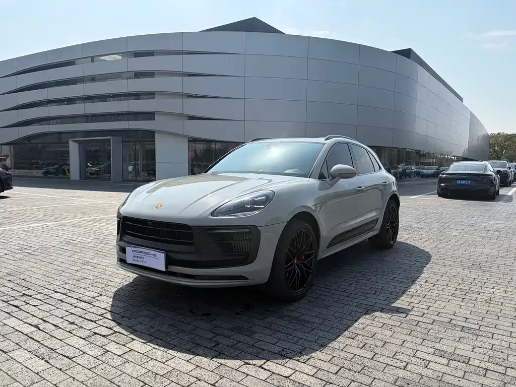 Porsche Macan — фото 1