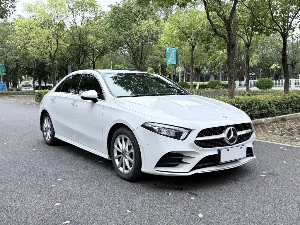 Mercedes-Benz A-Class — фото 8