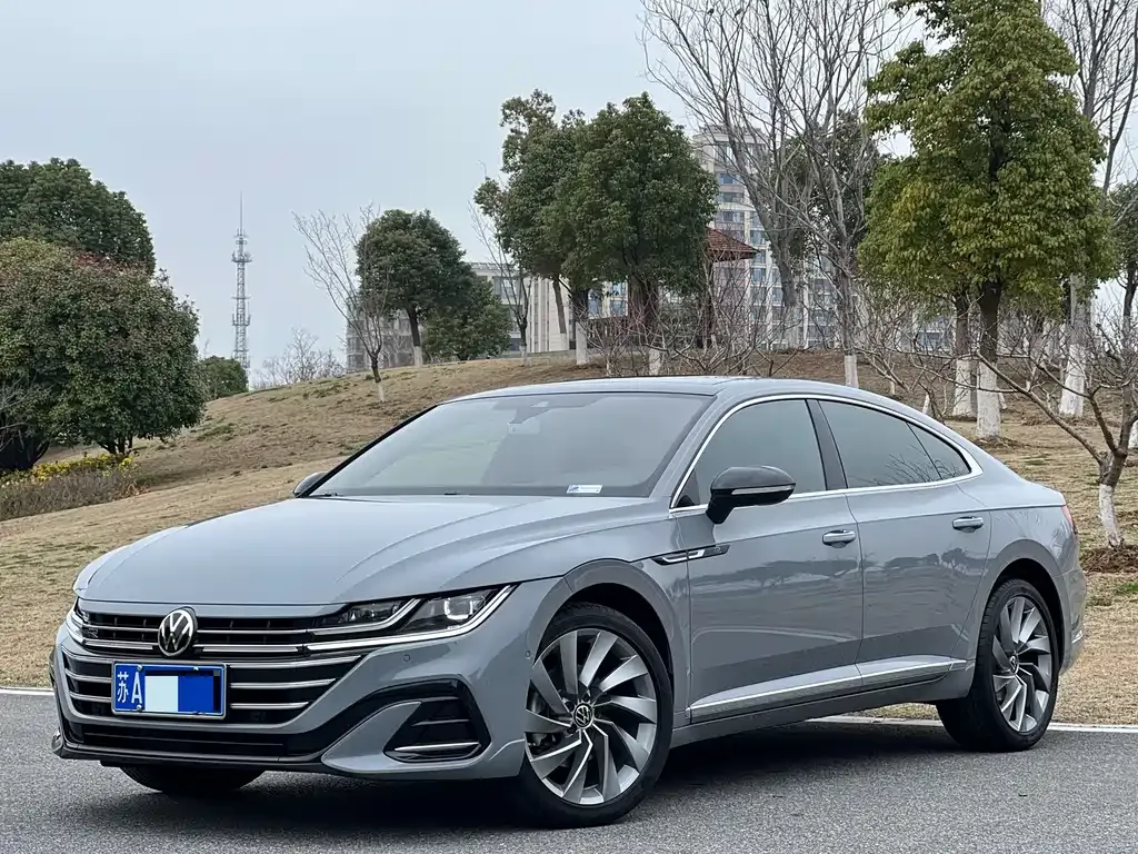 Volkswagen CC — фото 1