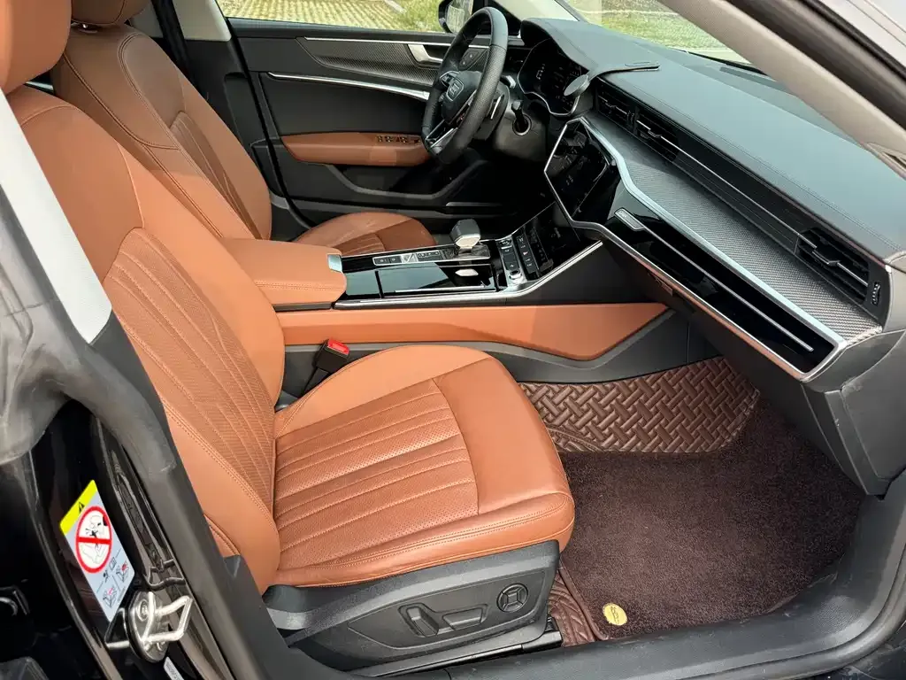 Audi A7 — фото 8