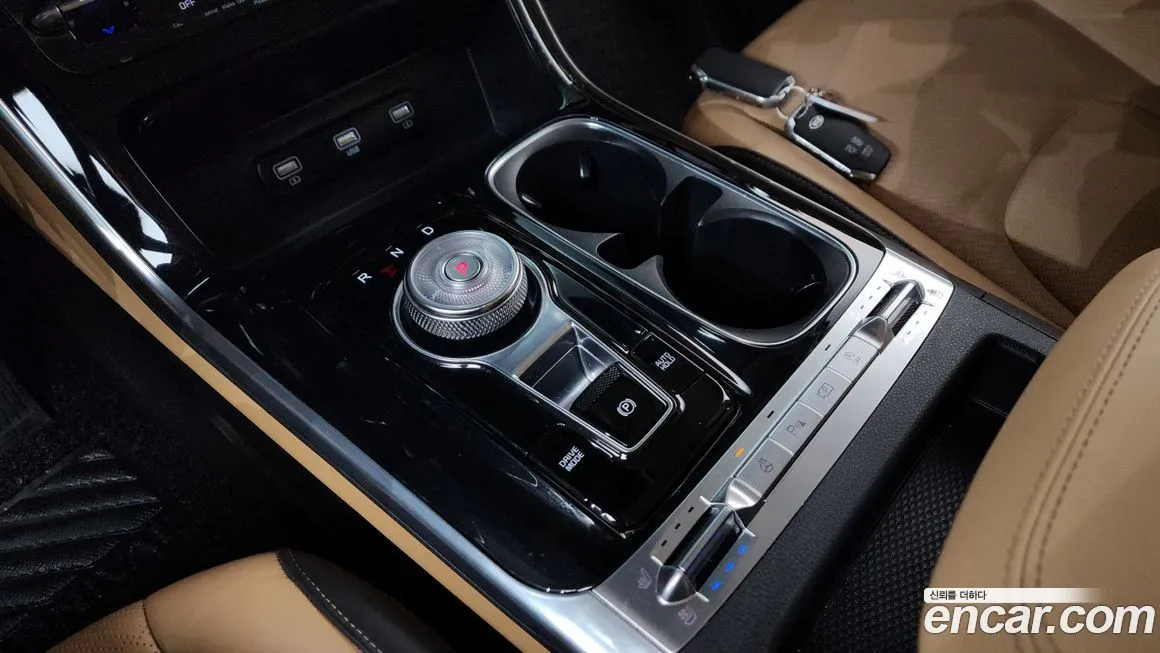Kia Carnival — фото 7