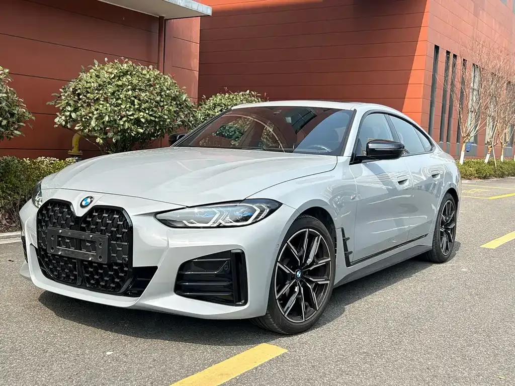 BMW 4 Series — фото 1