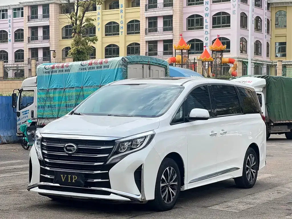GAC Motor Trumpchi M8 — фото 1