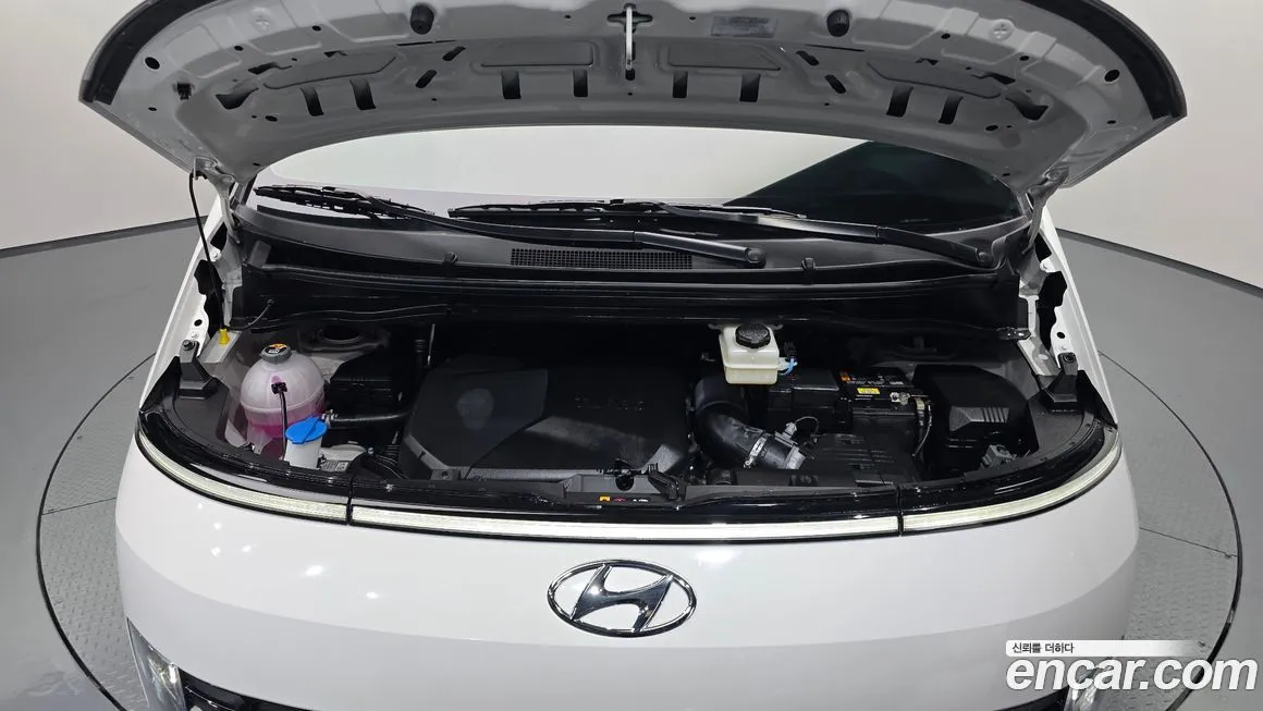 Hyundai Staria — фото 9