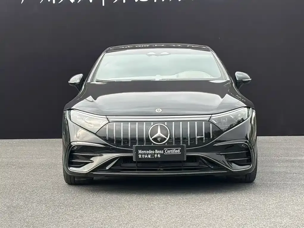Mercedes-Benz EQS AMG — фото 5