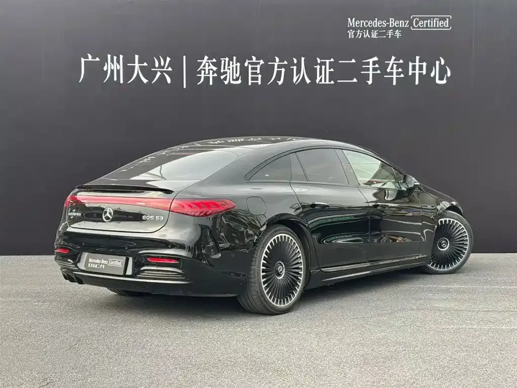 Mercedes-Benz EQS AMG — фото 6