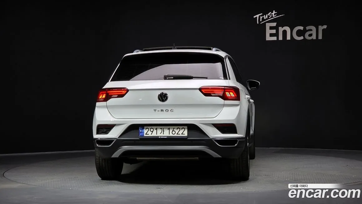 Volkswagen T-Roc — фото 3