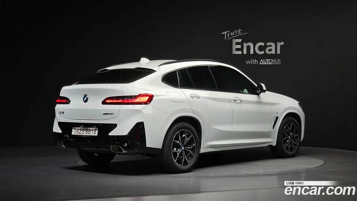 BMW X4 — фото 10