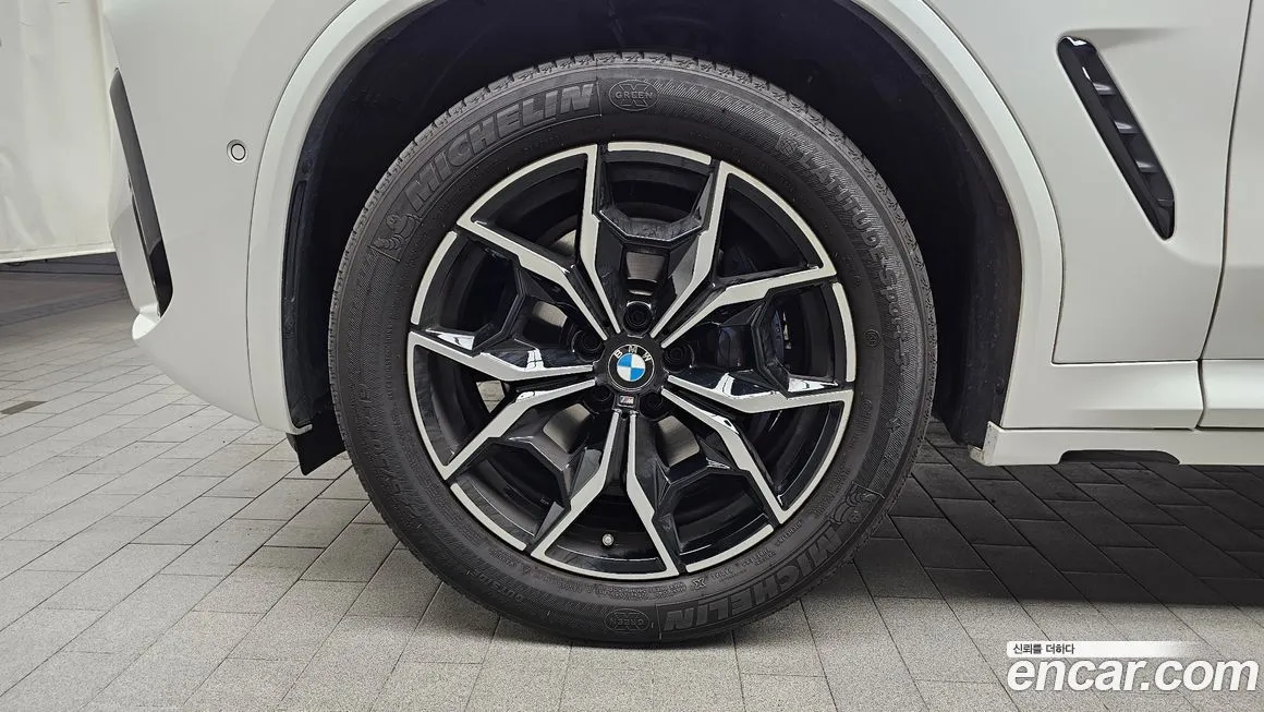 BMW X4 — фото 4