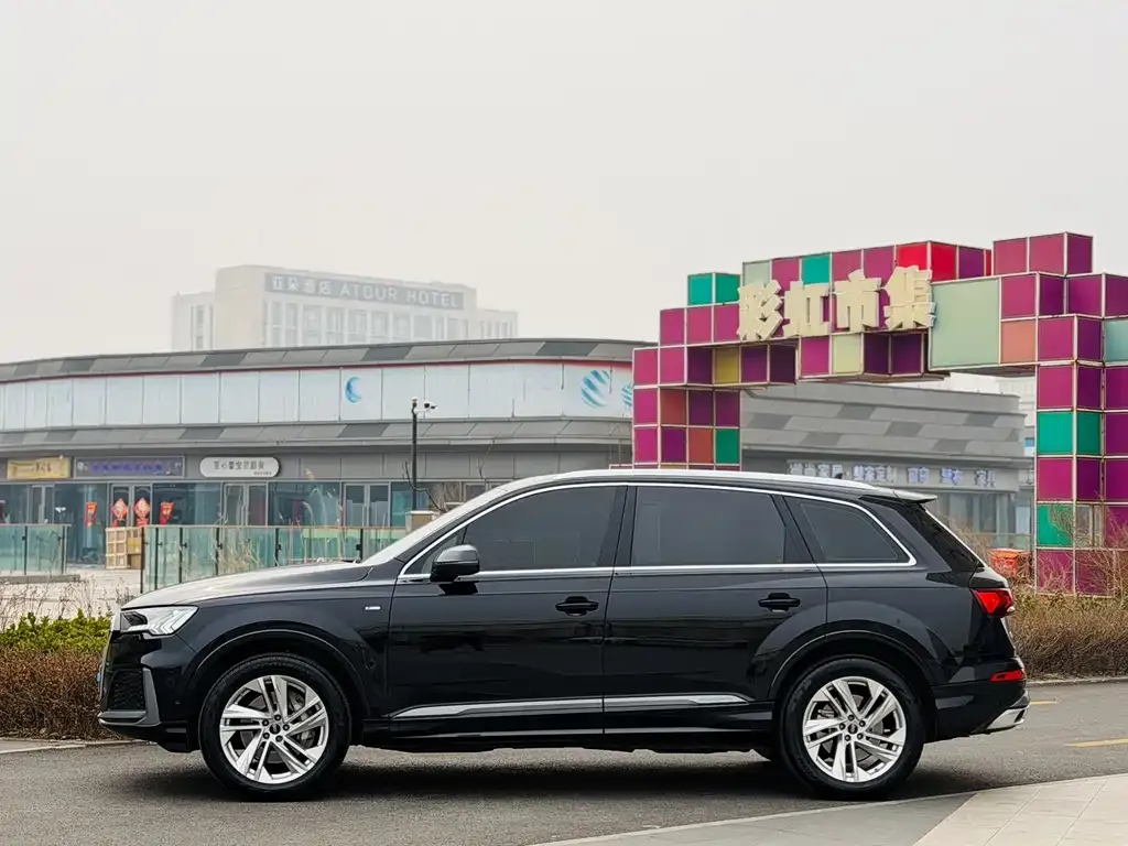 Audi Q7 — фото 2
