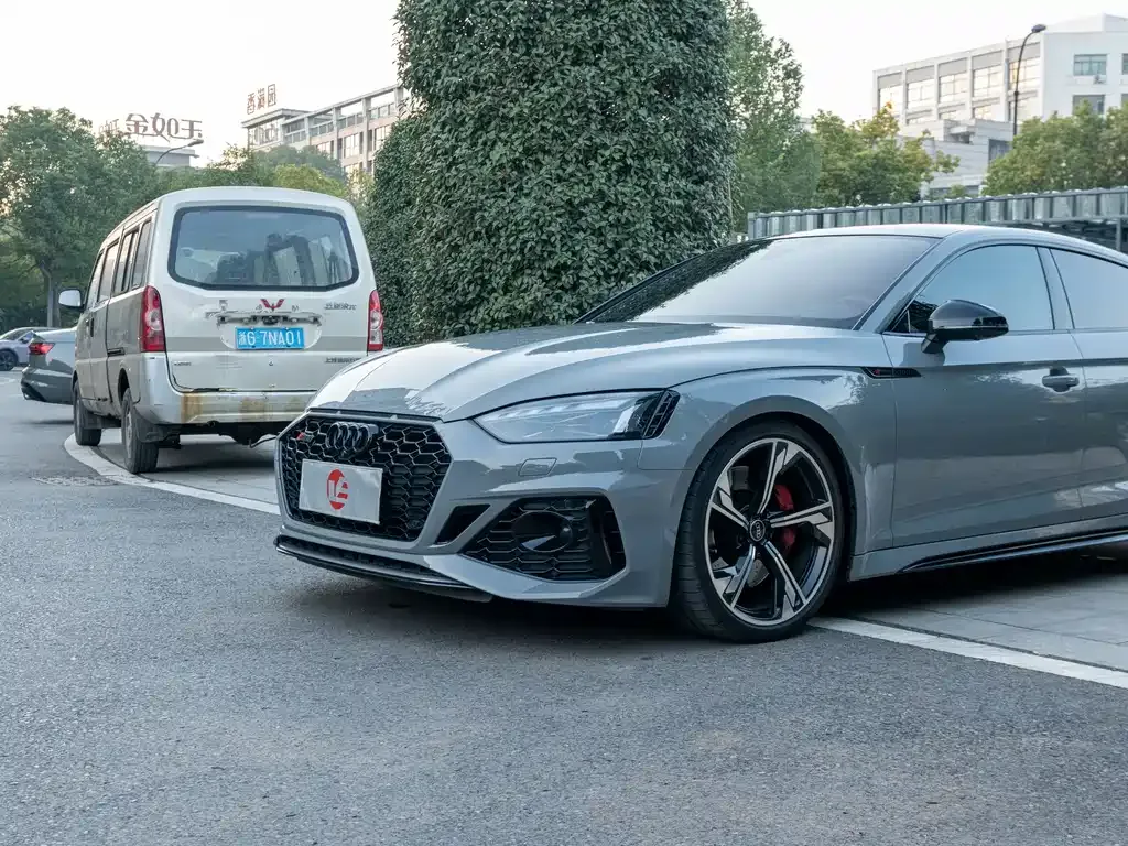 Audi RS 5 — фото 8